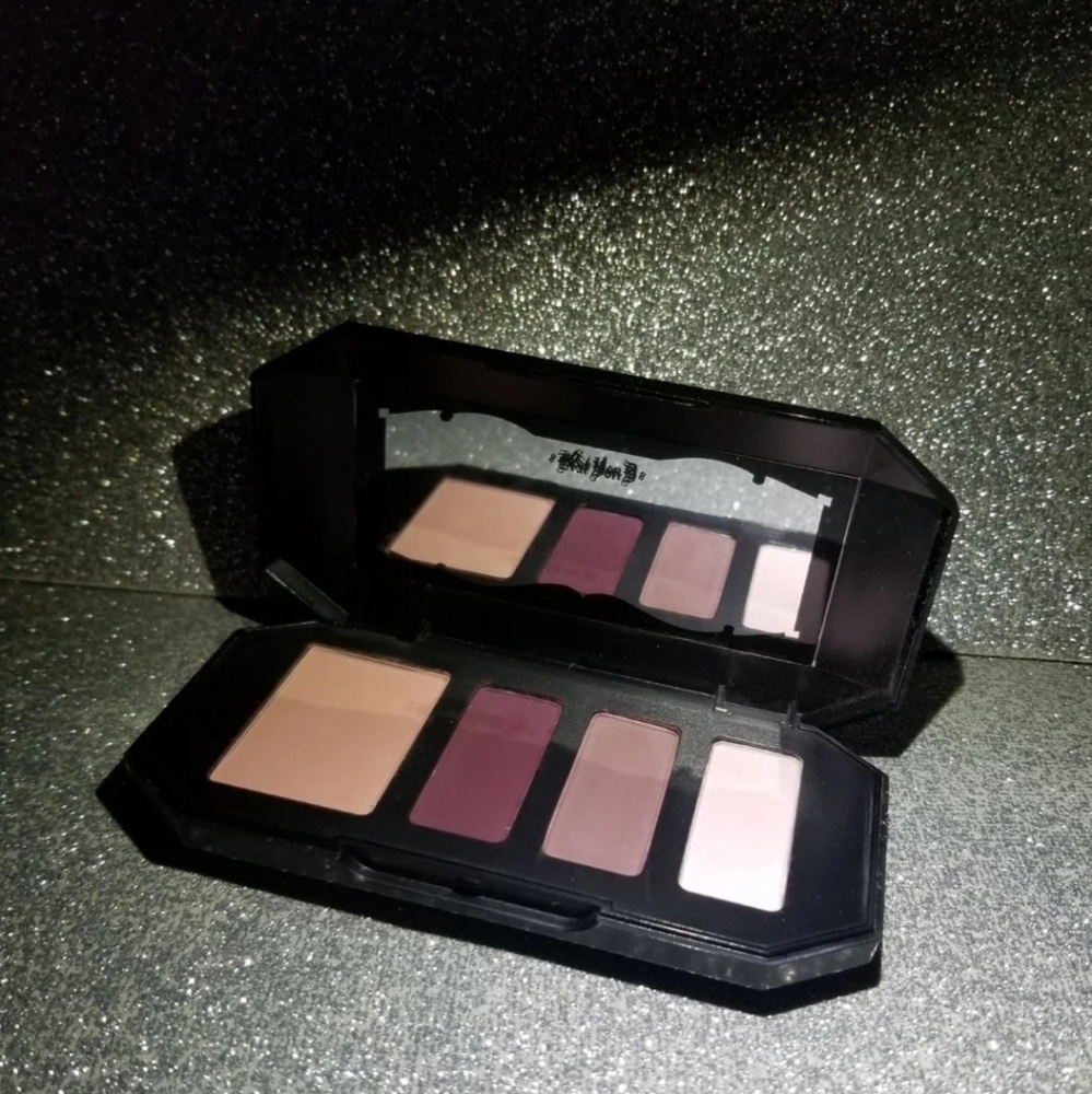 Kat Von D Shade + Light Eye Contour Quad - Plum